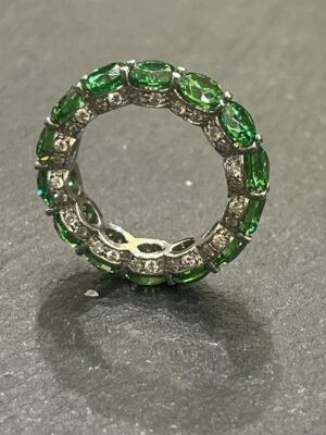 Fedina tzavorite verde e brillanti