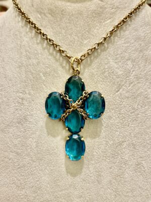 Croce topazi blu cm 6
