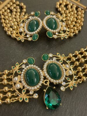 Choker e bracciale bijoux con  onice verde nikel free